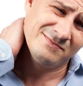 Причины и лечение боли в шее справа